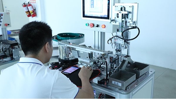 全自動(dòng)點(diǎn)膠機(jī)
