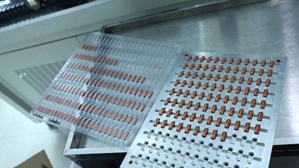 深圳三軸點膠機廠家如何做好生產細節？