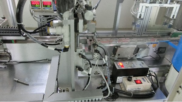 專業點膠機廠家